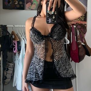 Y2K ZEBRA TOP